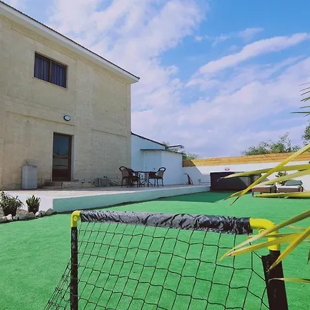 Ferienhaus Pernera House *