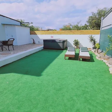 Ferienhaus Pernera House
